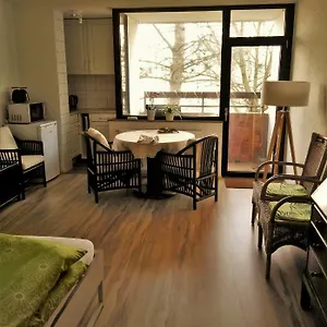 Ruhiges Apt. Direkt Am Naherholungsgebiet Mit Seeblick, Zentrum 5min, Messe 18min Apartament